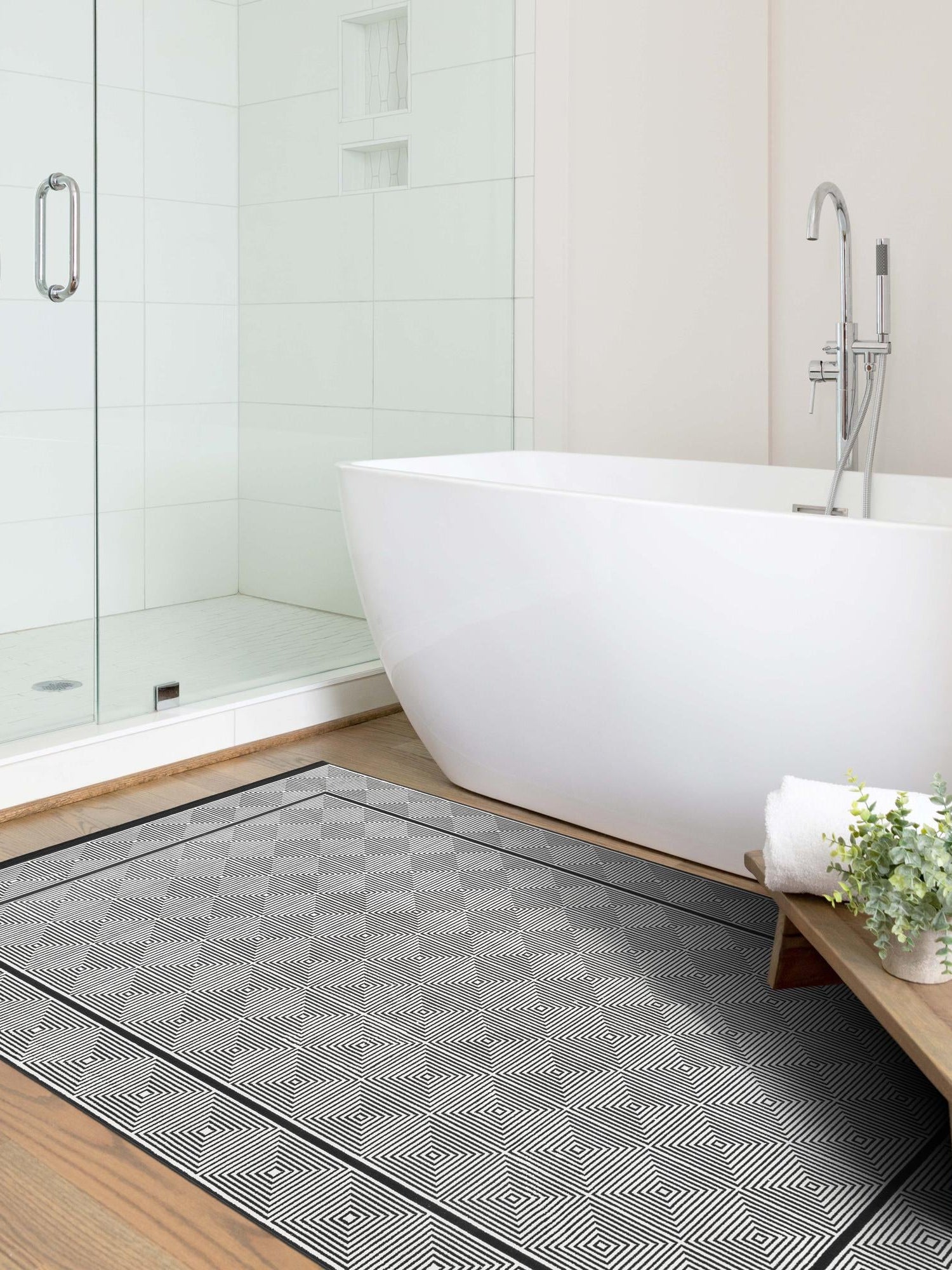 Black and White 10' x 14' 1 Milano Rectangle Area Rug 100% Polyester with Cotton Backing Modern Contemporary Carpet for Home Decor Interior Design for Sale at Rug Engine