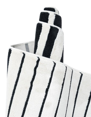 Black and White 2' 7 x 12' Milano Runner Area Rug 100% Polyester with Cotton Backing Modern Contemporary Carpet for Home Decor Interior Design for Sale at Rug Engine