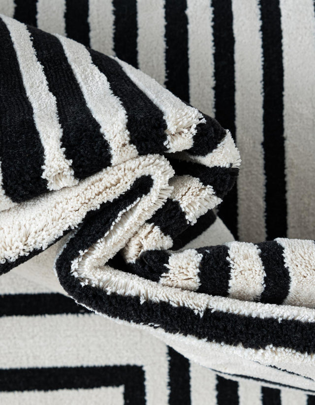 Black and White 10' x 10' Milano Square Area Rug 100% Polyester with Cotton Backing Modern Contemporary Carpet for Home Decor Interior Design for Sale at Rug Engine