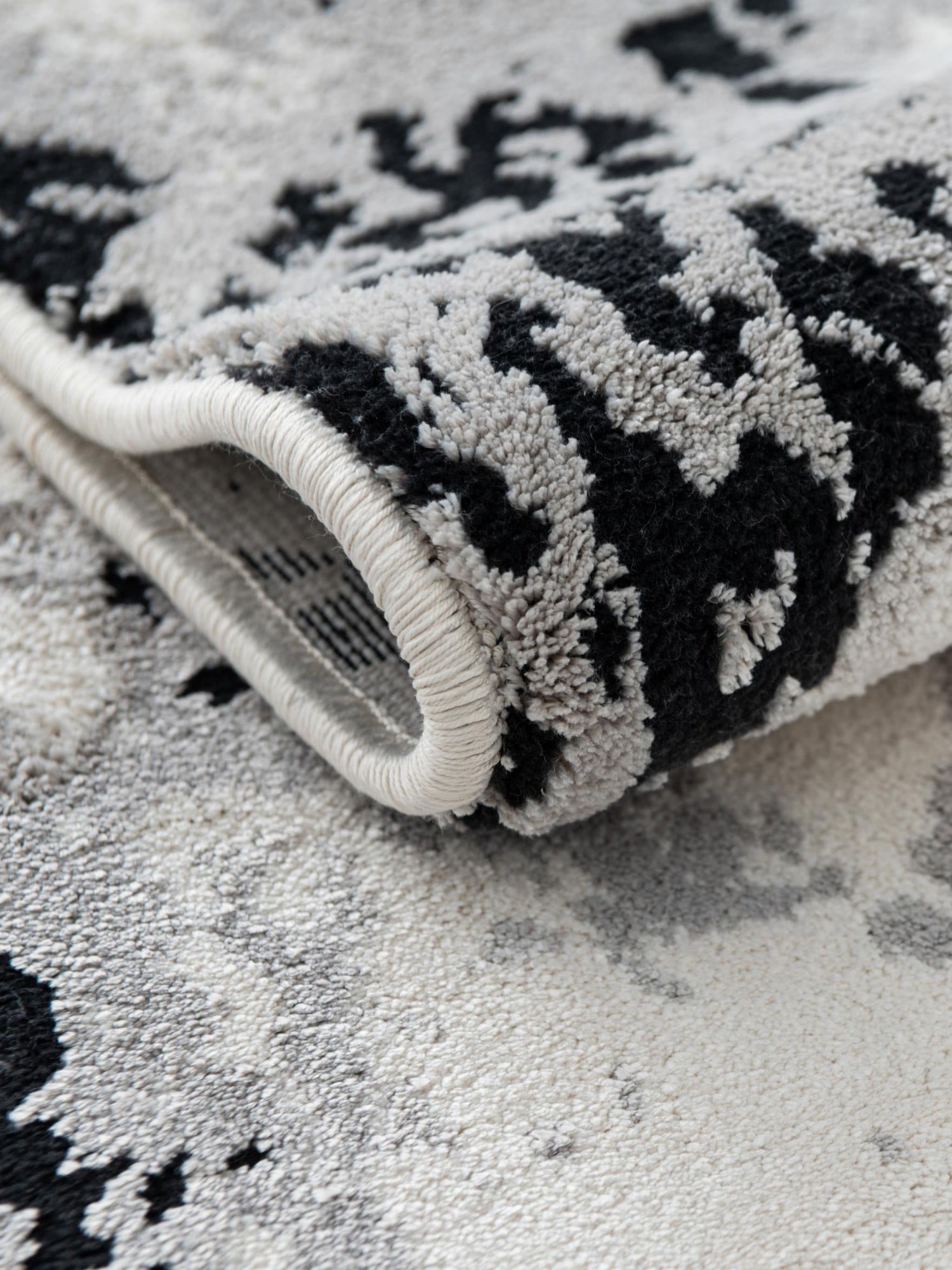 Black and White 5' 3 x 8' Milano Rectangle Area Rug 100% Polyester with Cotton Backing Modern Contemporary Carpet for Home Decor Interior Design for Sale at Rug Engine