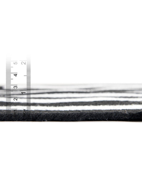 Washable Black and White 5' 3 x 5' 3 Eco Verse Indoor Outdoor Washable Round Area Rug Easy to Clean Stain Resistant & Durable Weather Resistant for Patio, Deck, Terrace, Balcony, Porch 100% PET Polyester (Recycled Plastic Bottles) for Sale at Rug Engine