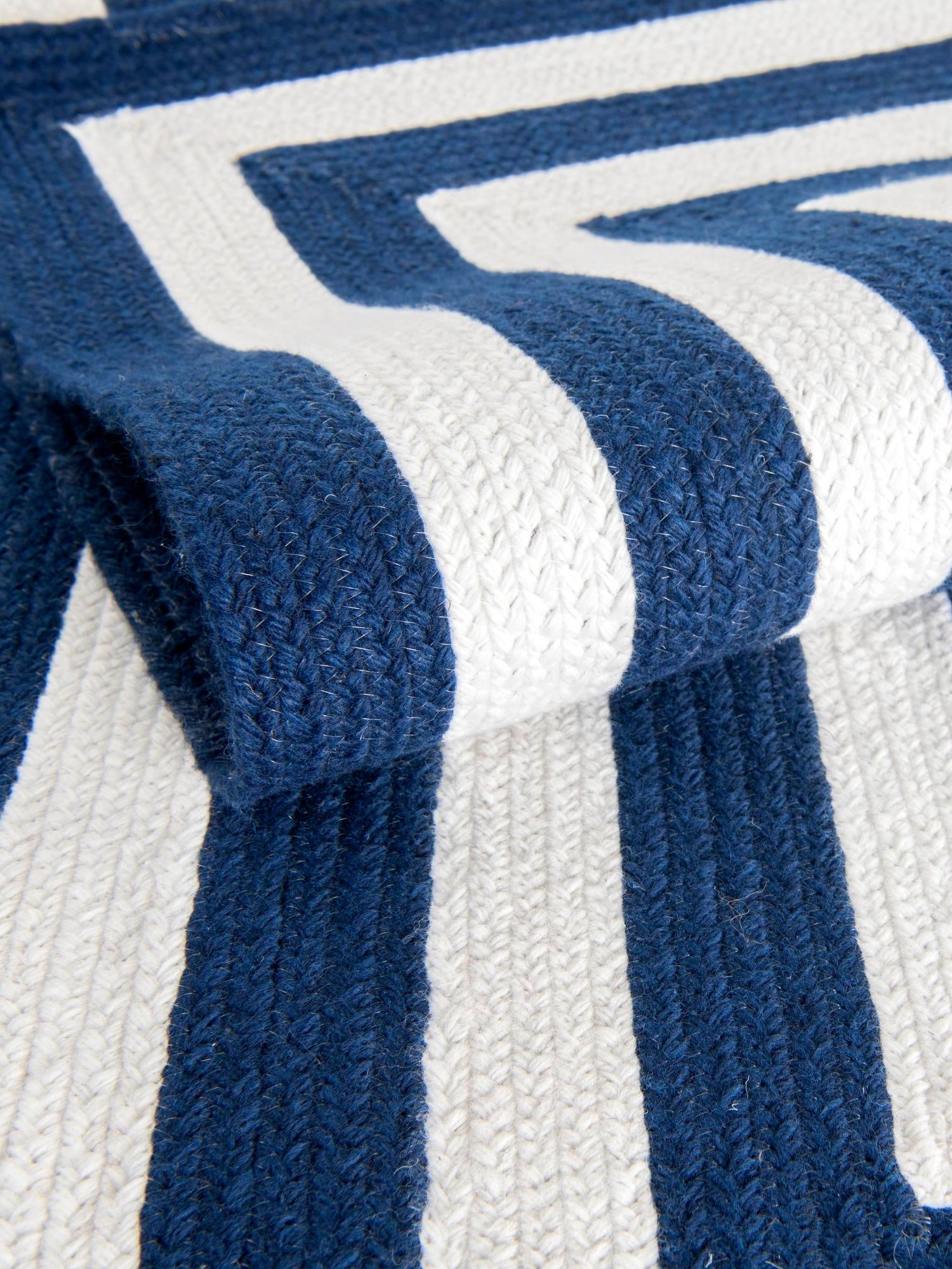 Washable Navy Blue and White 7' 10 x 7' 10 Eco Verse Indoor Outdoor Washable Round Area Rug Easy to Clean Stain Resistant & Durable Weather Resistant for Patio, Deck, Terrace, Balcony, Porch 100% PET Polyester (Recycled Plastic Bottles) for Sale at Rug Engine