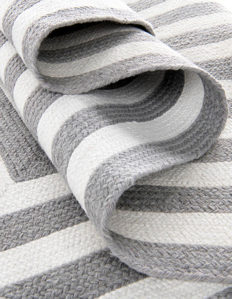 Washable Gray and White 3' 3 x 3' 3 Eco Verse Indoor Outdoor Washable Round Area Rug Easy to Clean Stain Resistant & Durable Weather Resistant for Patio, Deck, Terrace, Balcony, Porch 100% PET Polyester (Recycled Plastic Bottles) for Sale at Rug Engine