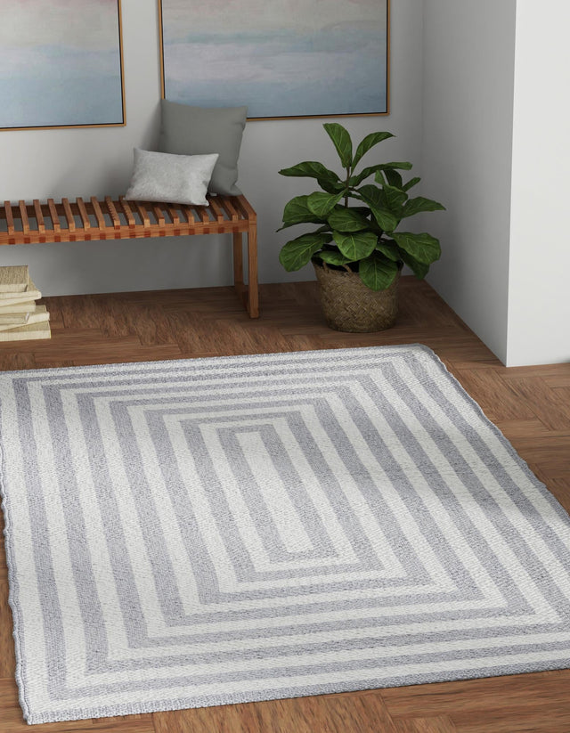 Gray and White 2' 2 x 3' 1 Eco Verse Indoor Outdoor Washable Rectangle Rug