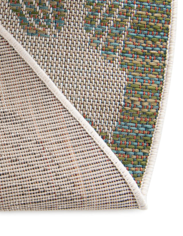 Ivory and Beige 4' 1 x 4' 1 Baja Outdoor Round Rug