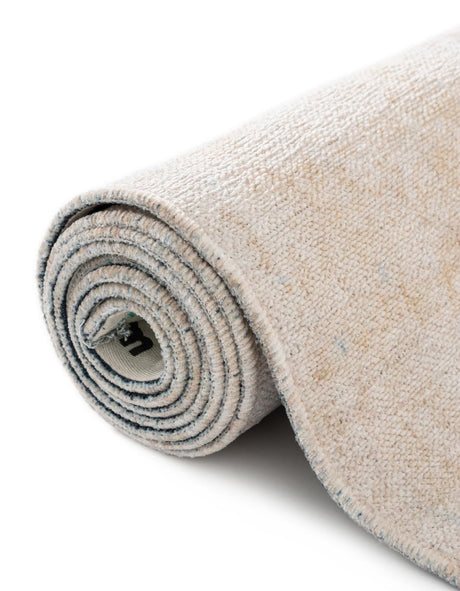 Ivory 5' 1 x 5' 1 Boutique Square Area Rug Chenille Polyester Cotton Traditional Oriental Inspired Classical Carpet for Living Rooms Dining Office Space Interior Design for Sale at Rug Engine