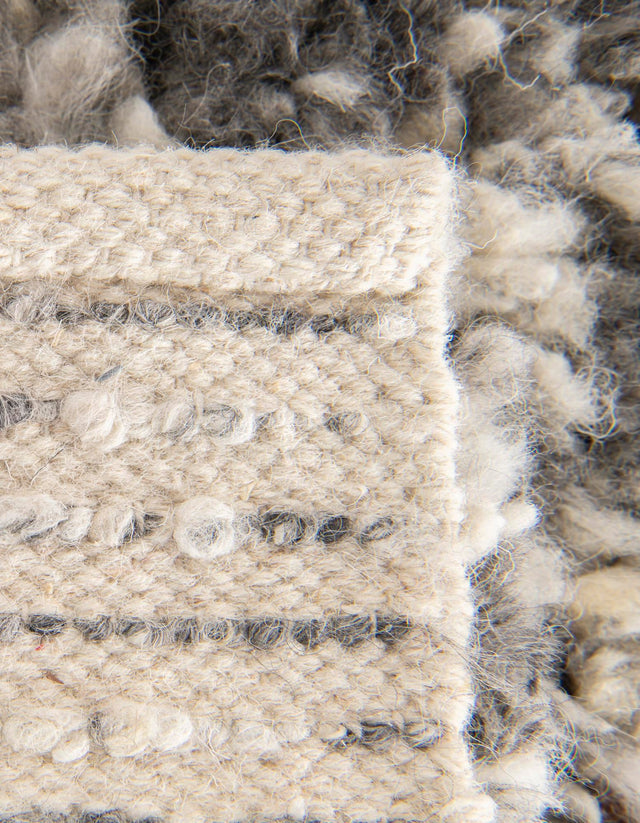Salt and Pepper 4' 1 x 6' 1 Haka Deluxe Shag Rectangle Area Rug Thick Soft Touch Fluffy & Plush Shaggy Pile Hand Woven New Zealand Wool Carpet for Sale at Rug Engine