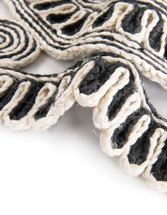Black and White 2' x 2' Braided Jute Round Rug