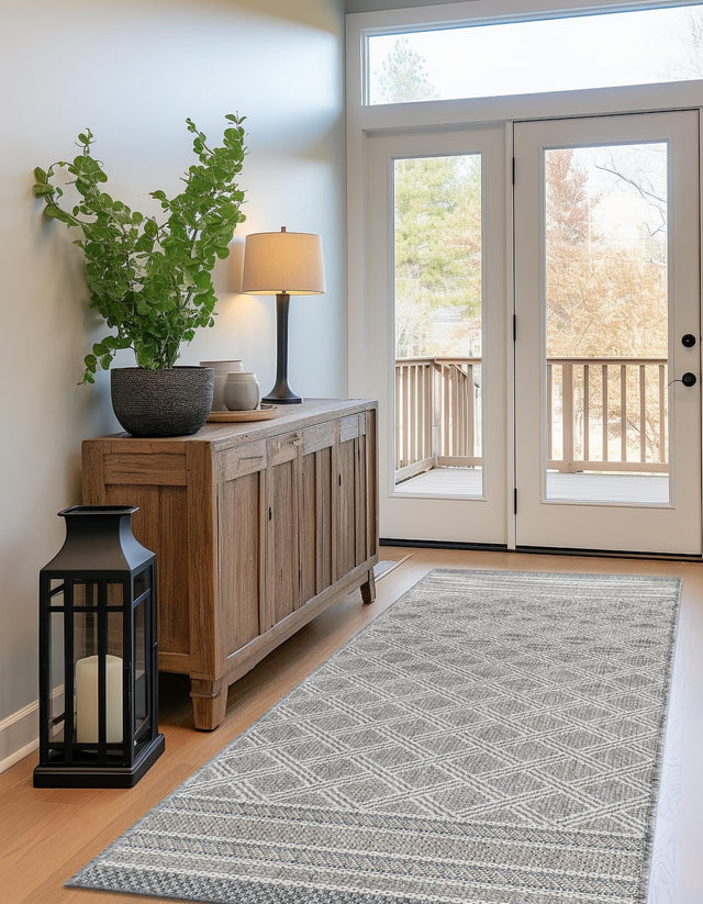 Gray 3' x 12' Outdoor Trellis Runner Rug