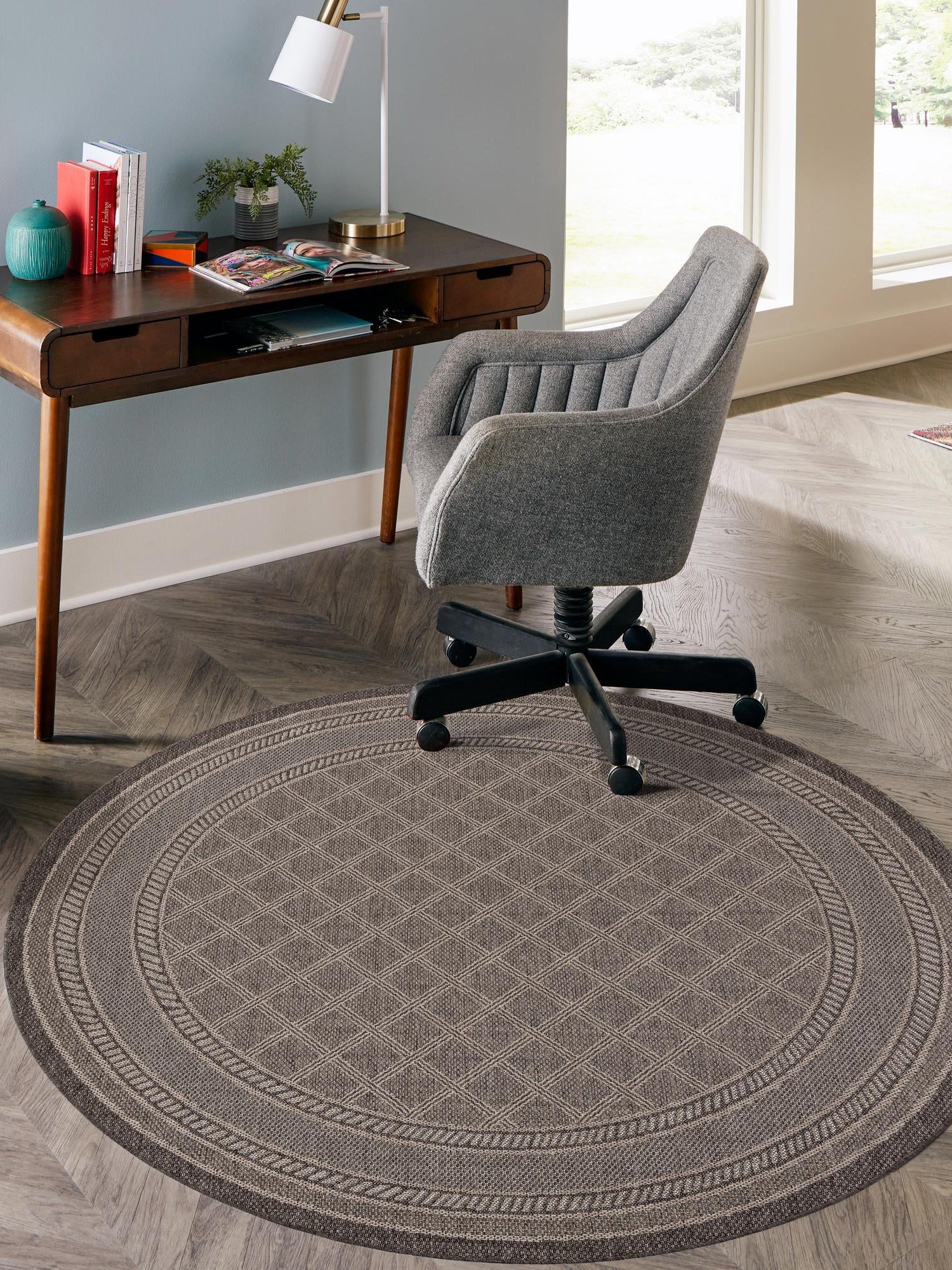 Chocolate Brown 10' x 10' Outdoor Trellis Round Area Rug Weather Resistant for Patio, Deck, Terrace, Balcony, Porch Geometric Design Water Safe Outside Carpet for Sale at Rug Engine