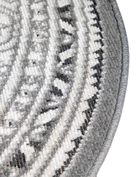Gray 7' 10 x 10' Williamsburg Oval Area Rug 100% Polypropylene With Cotton Backing Durable Easy Clean Stain Resistant Carpet for Sale at Rug Engine