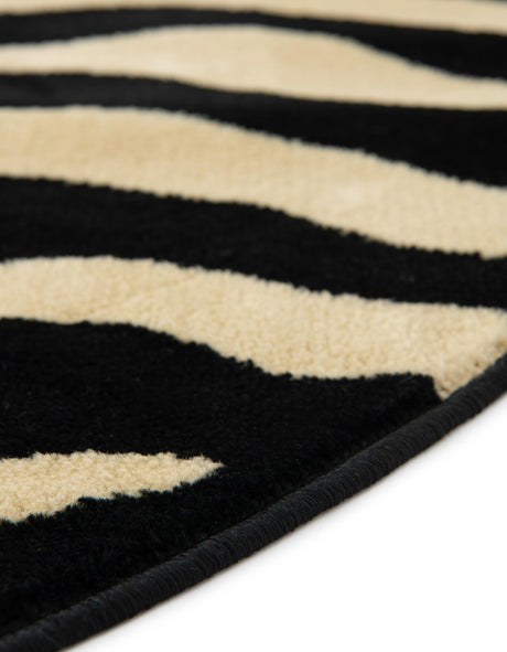 Black 4' 1 x 6' 1 Wildlife Oval Area Rug Animal Print Safari Jungle Inspired Carpet for Unique Modern Interior Design for Sale at Rug Engine