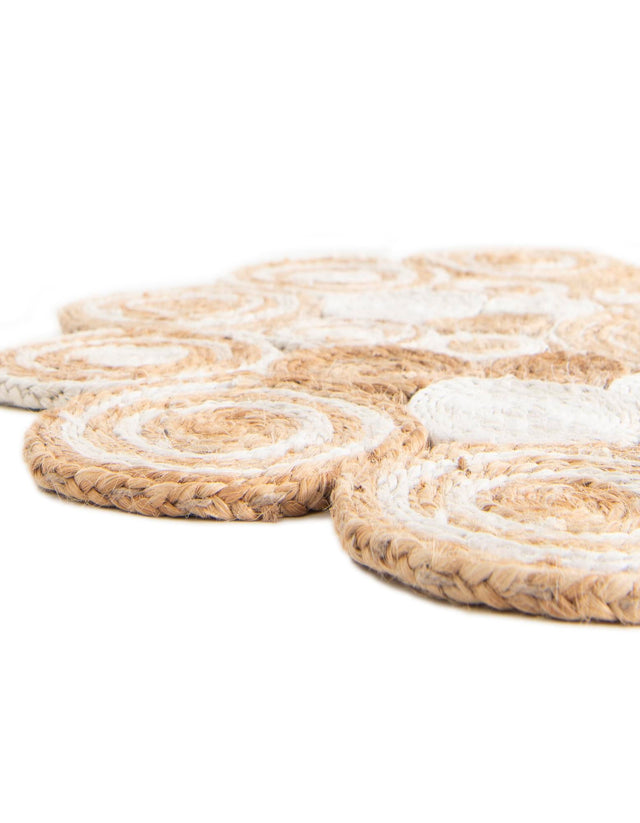Natural and White 4' 1 x 4' 1 Braided Jute Round Rug