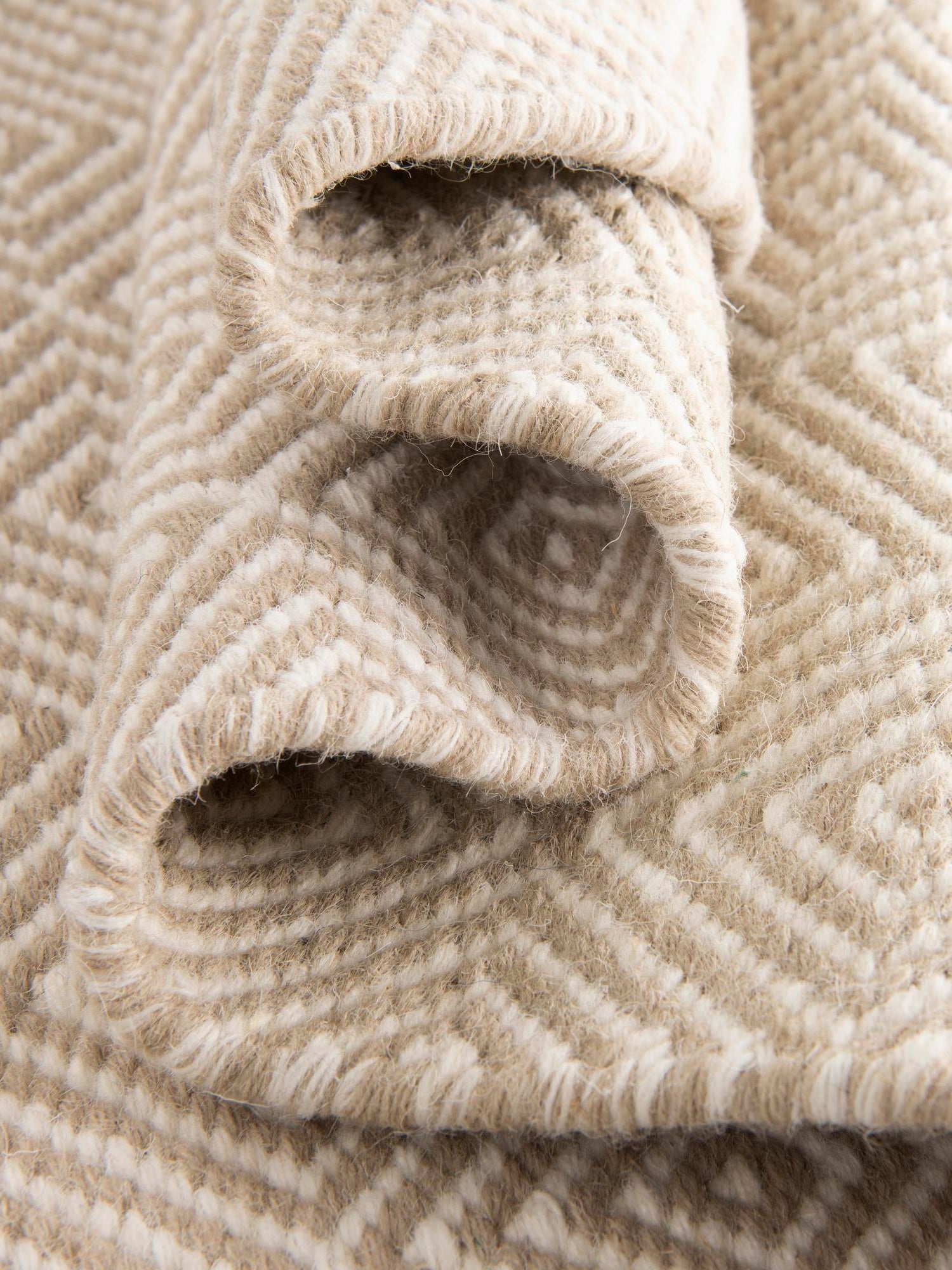 Beige 3' 1 x 3' 1 Geo Trellis Flatweave Round Area Rug 80% Wool & 20% Cotton Natural Geometric Carpet for Living, Office, Dining, Dorms for Sale at Rug Engine