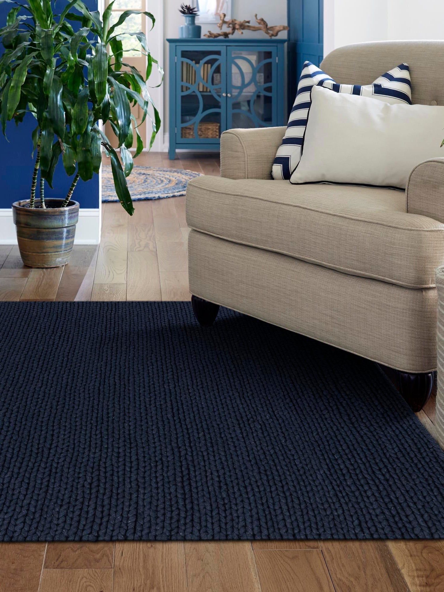 Navy Blue 5' 1 x 8' Lana New Zealand Wool Rectangle Area Rug All Natural Premium Wool Hand Woven Carpet for Luxury Interior Home Design for Sale at Rug Engine