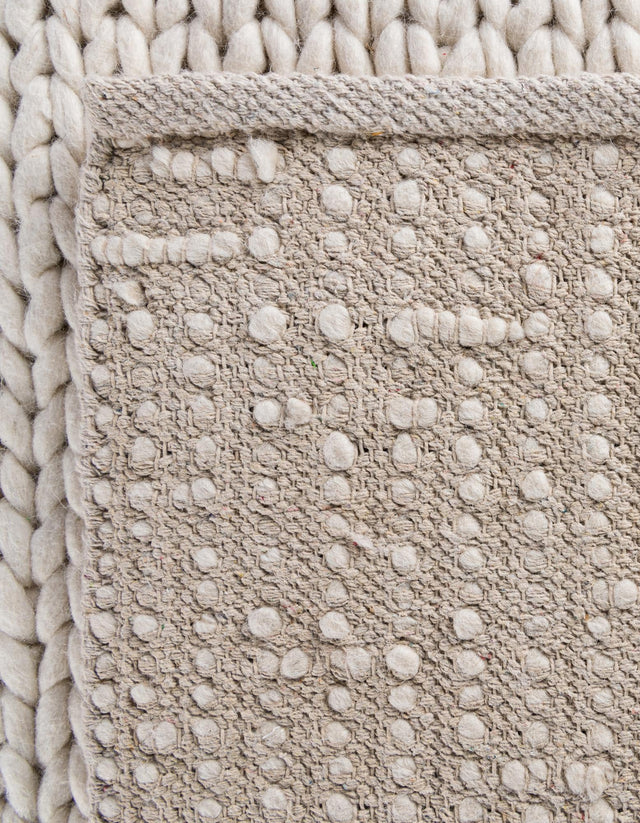 Ivory 2' x 3' 1 Lana New Zealand Wool Rectangle Area Rug All Natural Premium Wool Hand Woven Carpet for Luxury Interior Home Design for Sale at Rug Engine