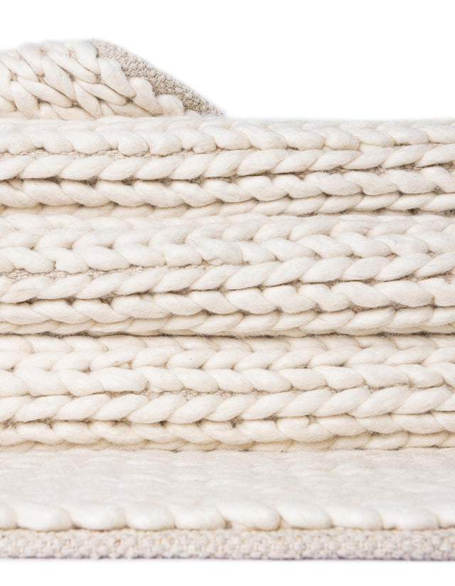 Ivory 2' x 6' 7 Lana New Zealand Wool Runner Area Rug All Natural Premium Wool Hand Woven Carpet for Luxury Interior Home Design for Sale at Rug Engine