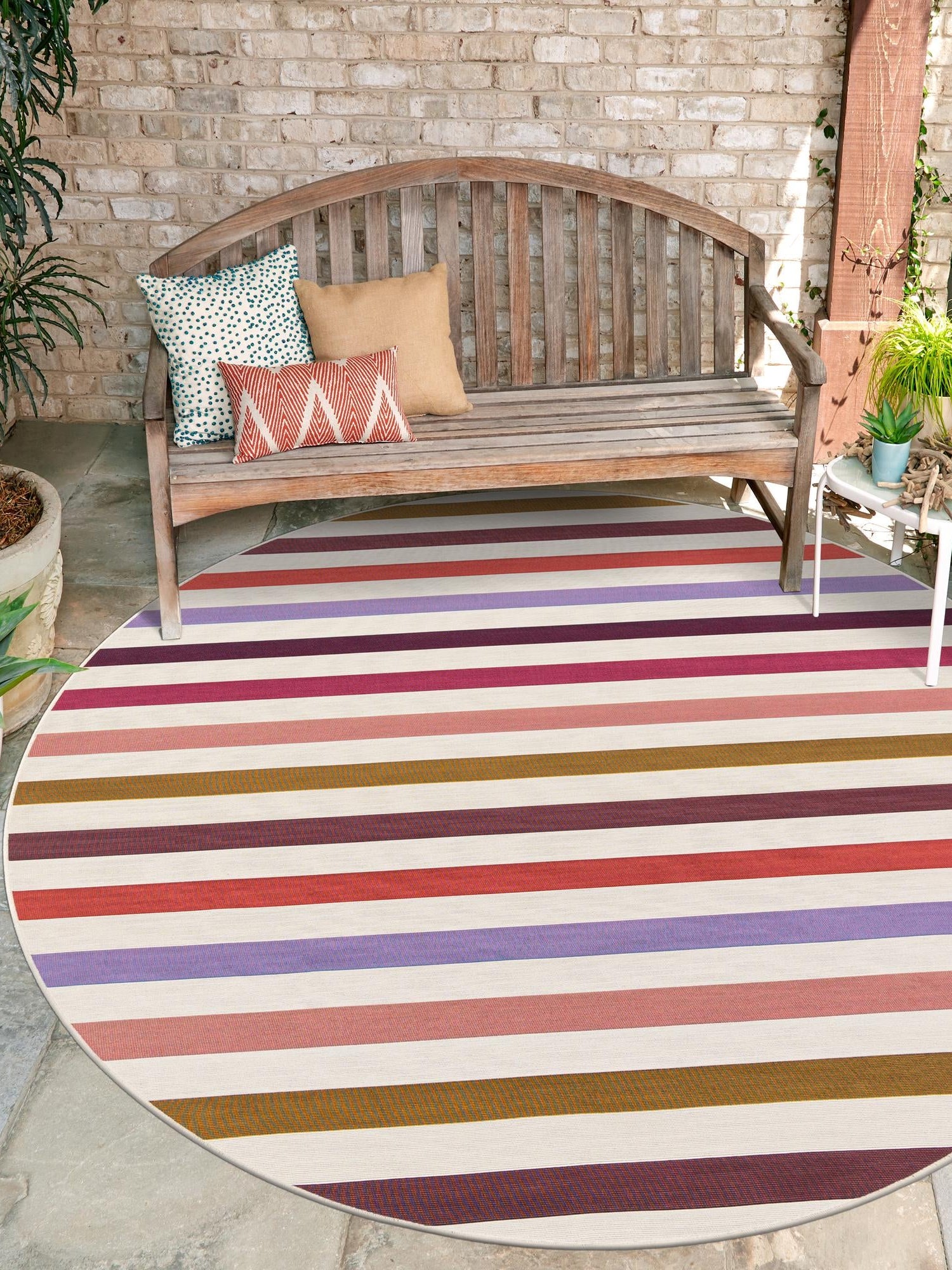 White 7' 10 x 7' 10 Outdoor Striped Round Area Rug Weather Resistant for Patio, Deck, Terrace, Balcony, Porch Geometric Pattern Waterproof Carpet for Sale at Rug Engine