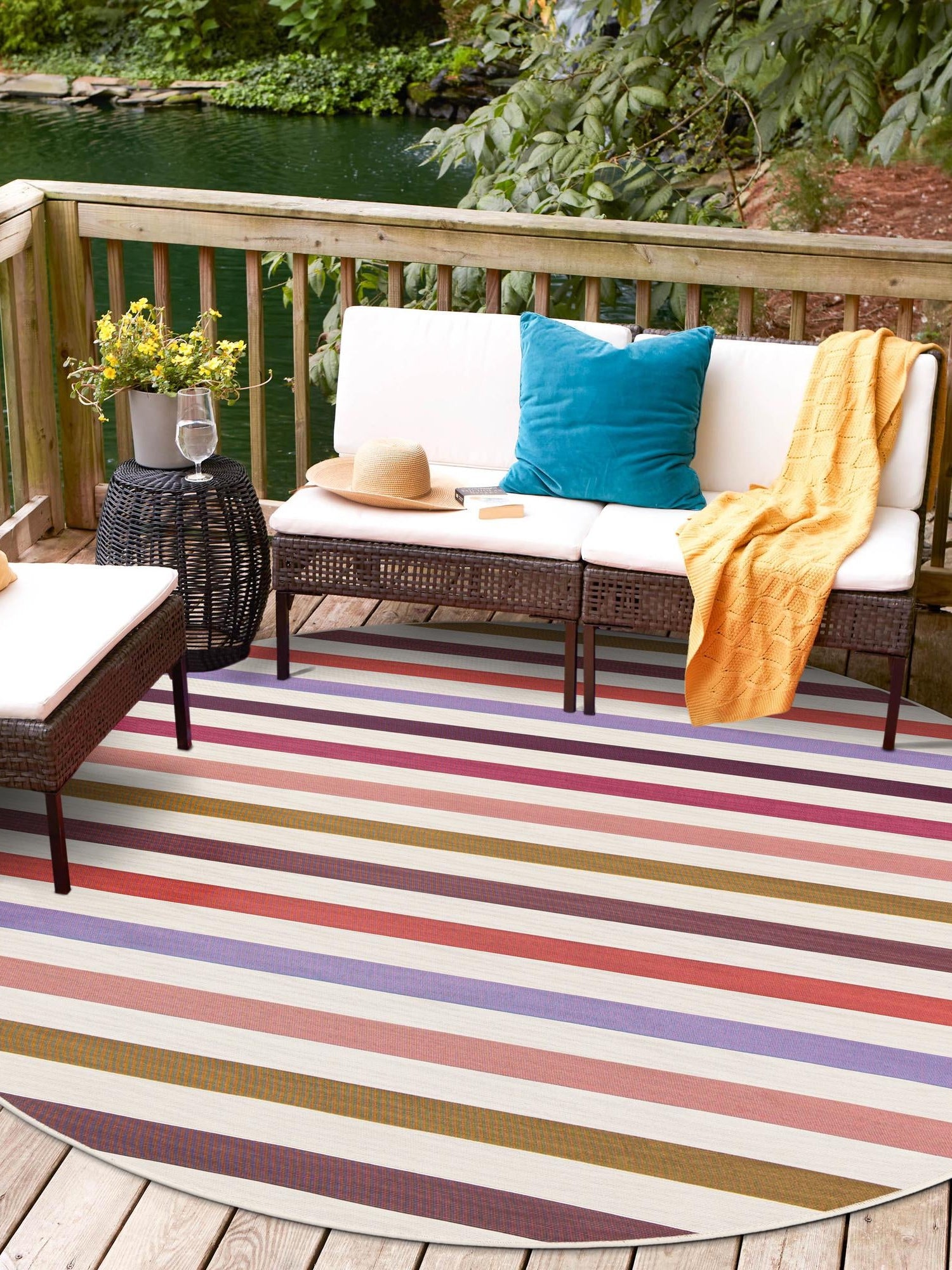 White 7' 10 x 7' 10 Outdoor Striped Round Area Rug Weather Resistant for Patio, Deck, Terrace, Balcony, Porch Geometric Pattern Waterproof Carpet for Sale at Rug Engine