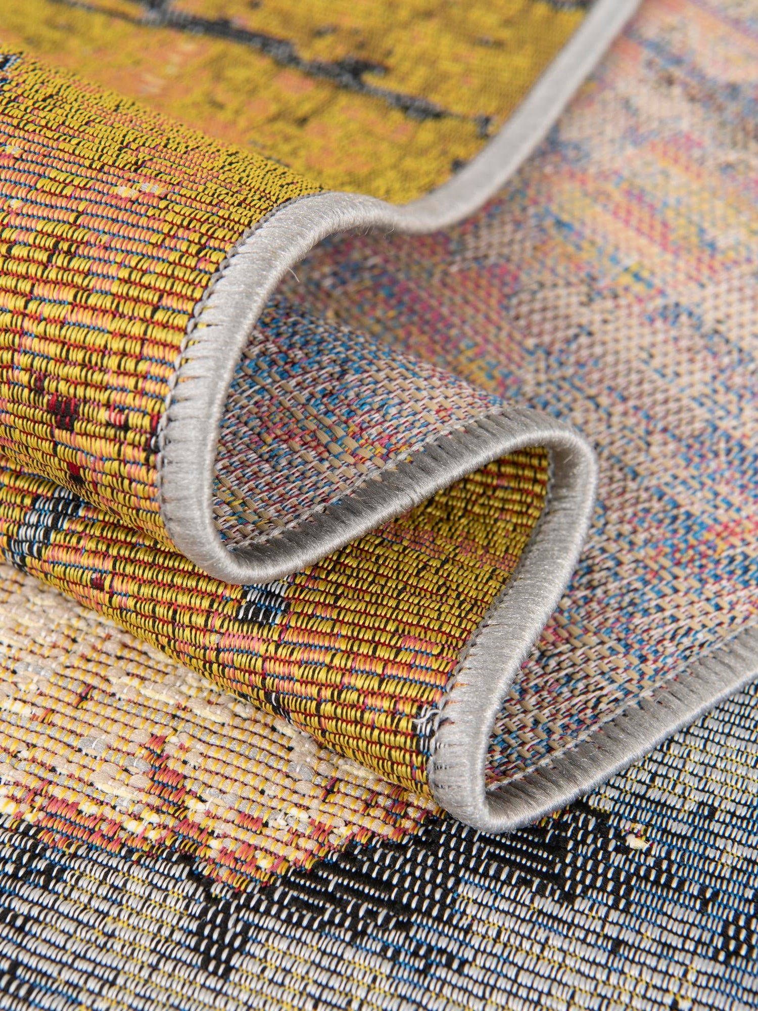 Multicolor 3' 3 x 3' 3 Outdoor Modern Round Area Rug Weather Resistant for Patio, Deck, Terrace, Balcony, Porch 100% Polypropylene Modern Outside Carpet for Sale at Rug Engine