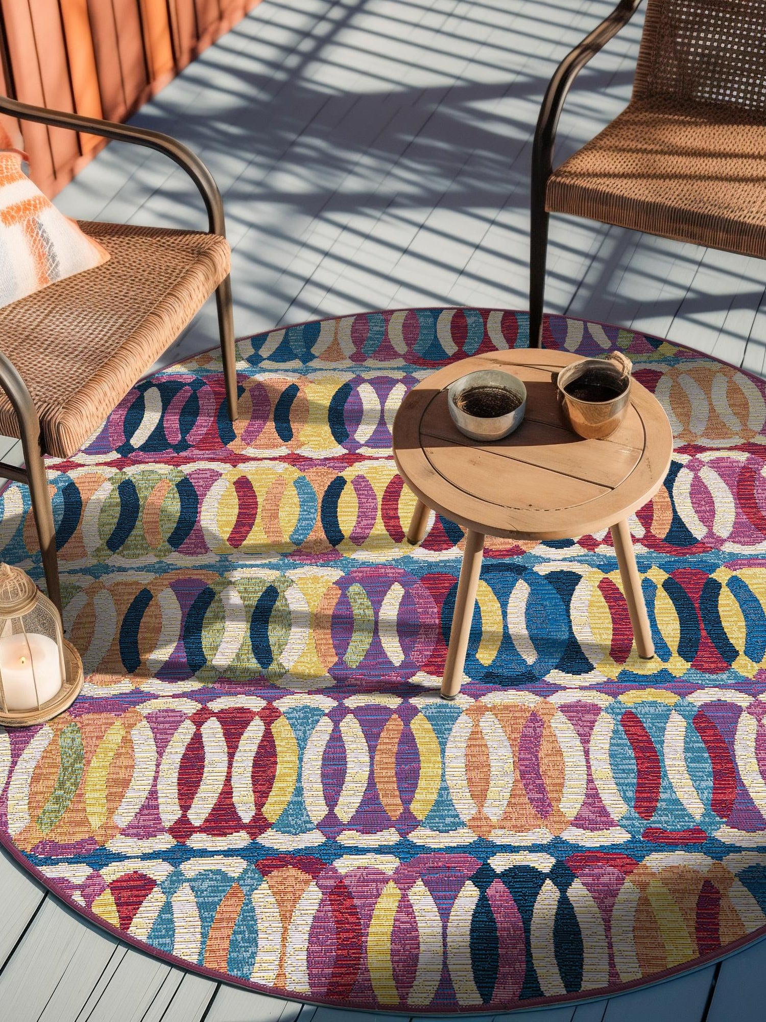 Multicolor 7' 10 x 7' 10 Outdoor Modern Round Area Rug Weather Resistant for Patio, Deck, Terrace, Balcony, Porch 100% Polypropylene Modern Outside Carpet for Sale at Rug Engine