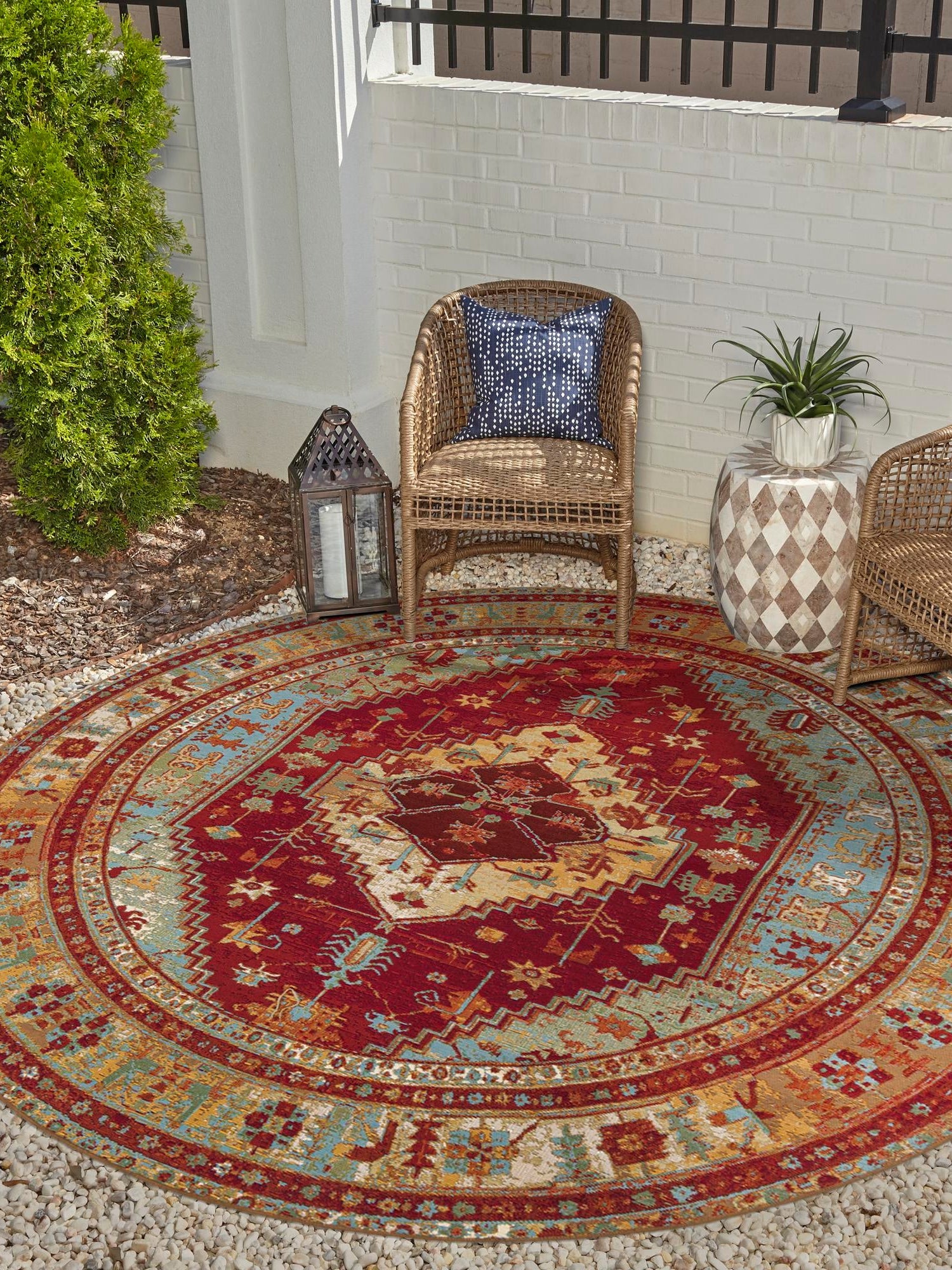 Red Green Blue 3' 1 x 3' 1 Outdoor Traditional Round Area Rug Weather Resistant for Patio, Deck, Terrace, Balcony, Porch Classical Design Outside Carpet for Sale at Rug Engine