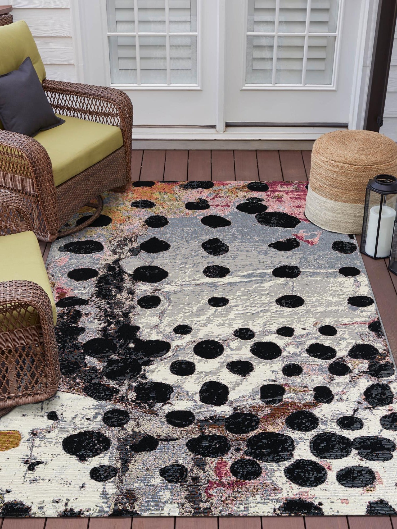 White and Black 5' 3 x 8' Outdoor Modern Rectangle Area Rug Weather Resistant for Patio, Deck, Terrace, Balcony, Porch 100% Polypropylene Modern Outside Carpet for Sale at Rug Engine