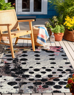 White and Black 4' 1 x 6' 1 Outdoor Modern Rectangle Area Rug Weather Resistant for Patio, Deck, Terrace, Balcony, Porch 100% Polypropylene Modern Outside Carpet for Sale at Rug Engine