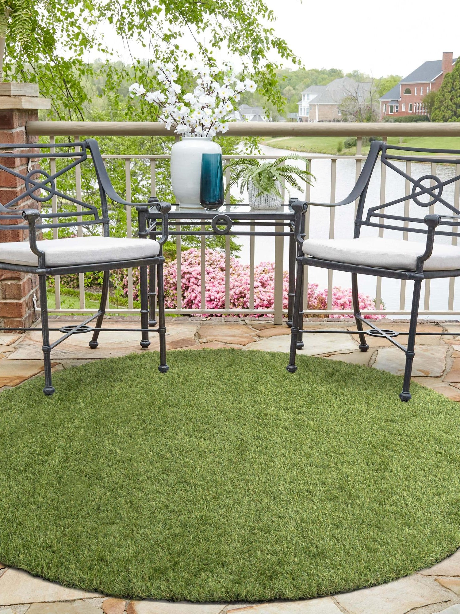 Green 10' x 10' Outdoor Grass Round Area Rug Thick Soft Touch Fluffy & Plush Shaggy Pile Weather Resistant for Patio, Deck, Terrace, Balcony, Porch