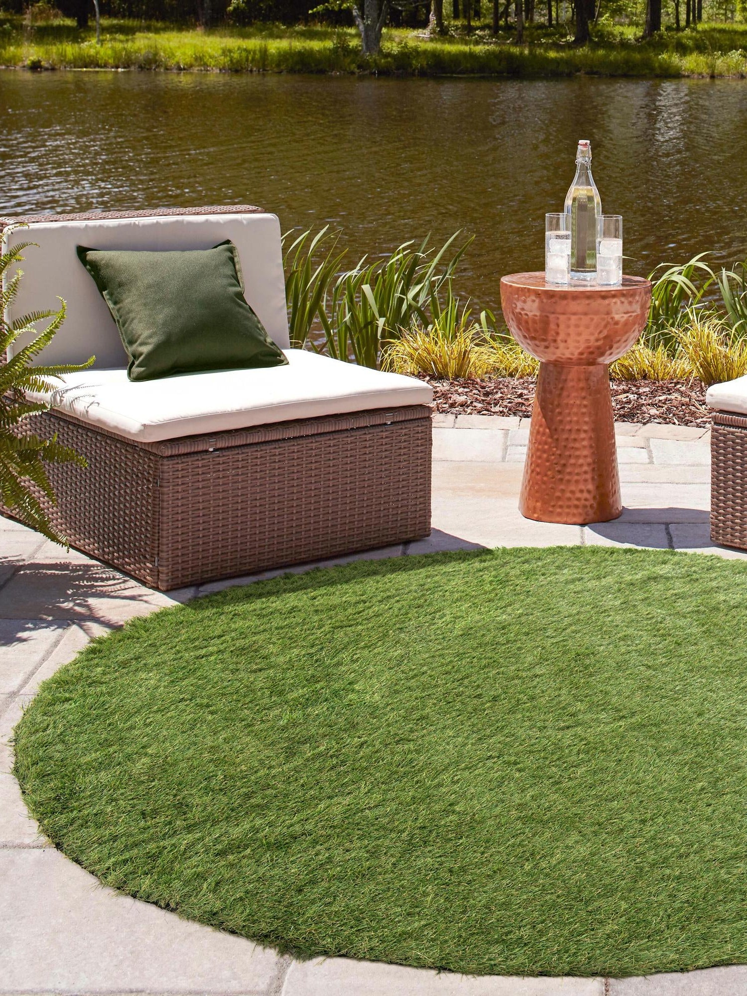 Green 10' x 10' Outdoor Grass Round Area Rug Thick Soft Touch Fluffy & Plush Shaggy Pile Weather Resistant for Patio, Deck, Terrace, Balcony, Porch