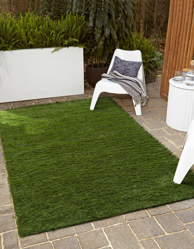 Green 2' x 3' 1 Outdoor Grass Rectangle Area Rug Thick Soft Touch Fluffy & Plush Shaggy Pile Weather Resistant for Patio, Deck, Terrace, Balcony, Porch