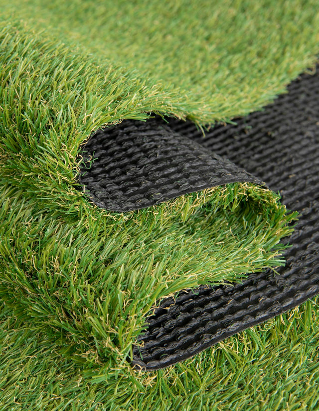 Green 5' 1 x 5' 1 Outdoor Grass Round Area Rug Thick Soft Touch Fluffy & Plush Shaggy Pile Weather Resistant for Patio, Deck, Terrace, Balcony, Porch