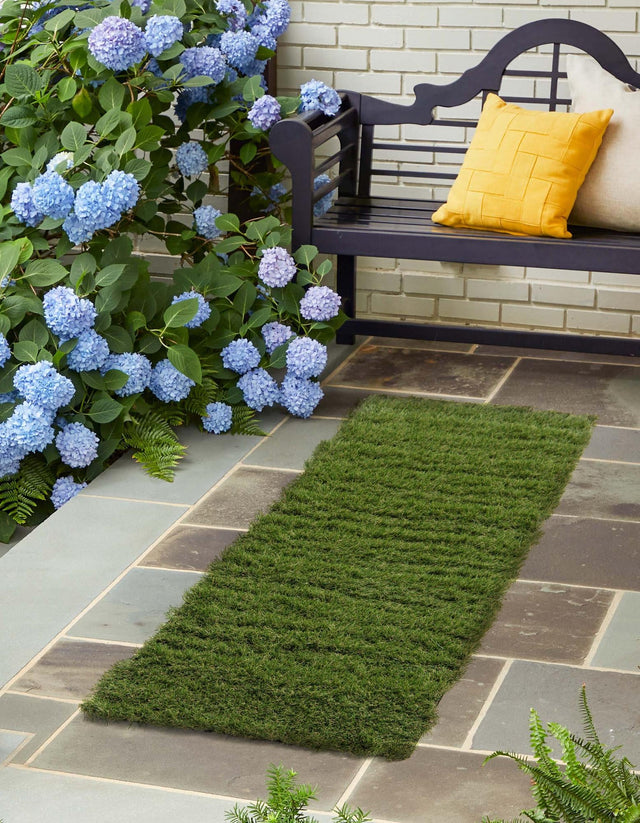 Green 2' 7 x 10' Outdoor Grass Runner Area Rug Thick Soft Touch Fluffy & Plush Shaggy Pile Weather Resistant for Patio, Deck, Terrace, Balcony, Porch