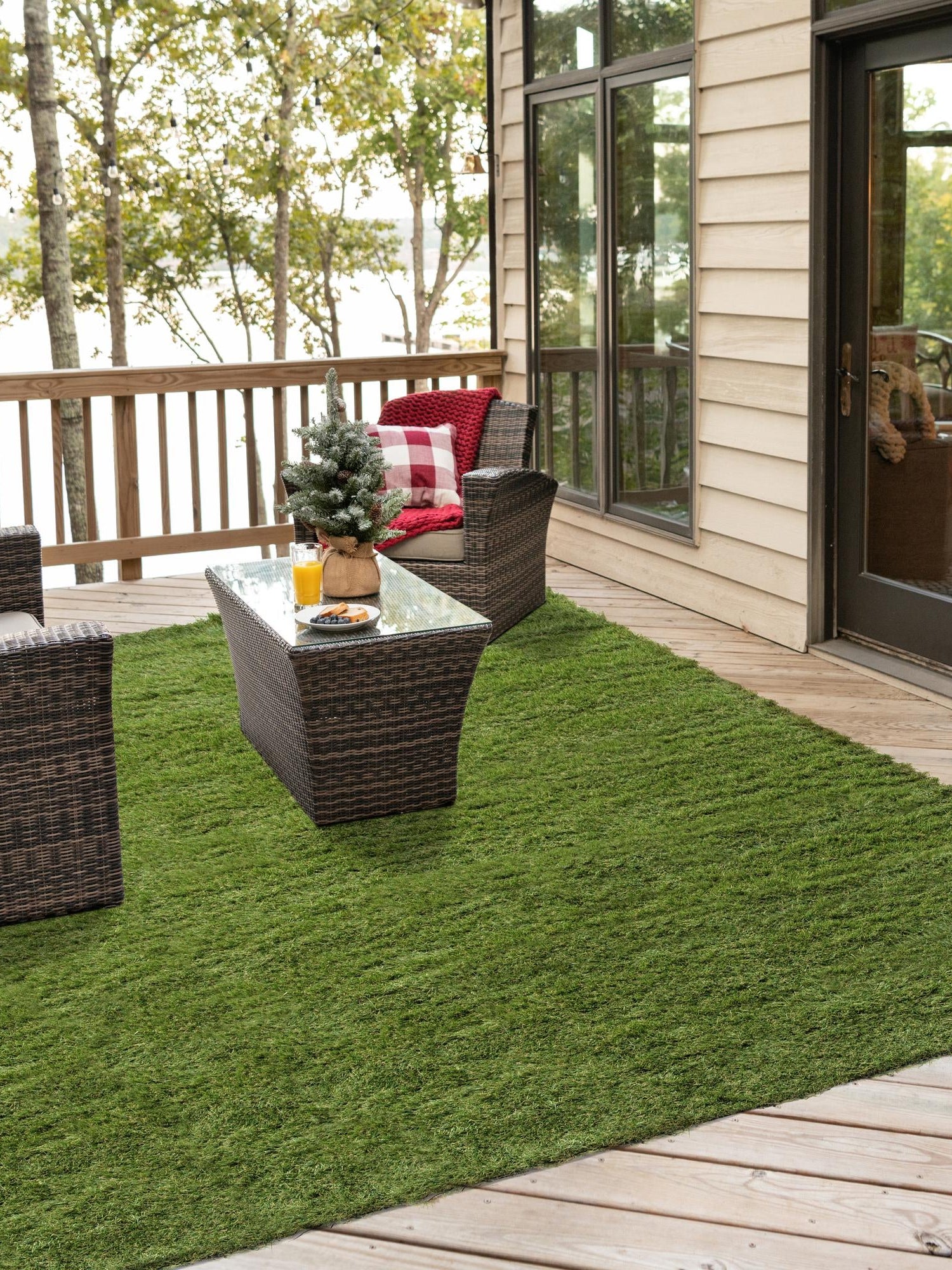 Green 7' 10 x 7' 10 Outdoor Grass Square Area Rug Thick Soft Touch Fluffy & Plush Shaggy Pile Weather Resistant for Patio, Deck, Terrace, Balcony, Porch Grass Carpet Mat for Sale at Rug Engine
