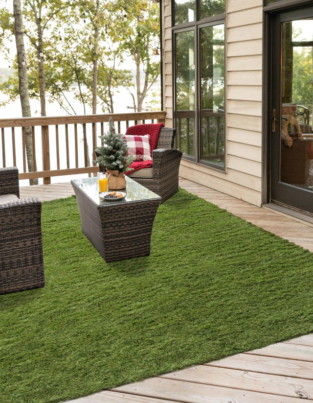 Green 7' 10 x 7' 10 Outdoor Grass Square Area Rug Thick Soft Touch Fluffy & Plush Shaggy Pile Weather Resistant for Patio, Deck, Terrace, Balcony, Porch