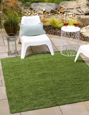 Green 7' 10 x 7' 10 Outdoor Grass Square Area Rug Thick Soft Touch Fluffy & Plush Shaggy Pile Weather Resistant for Patio, Deck, Terrace, Balcony, Porch