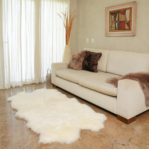 White 2' x 3' Natural Sheepskin Rectangle Rug