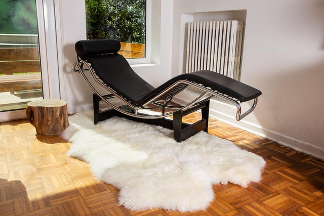 White 3' 3 x 6' Natural Sheepskin Rectangle Rug