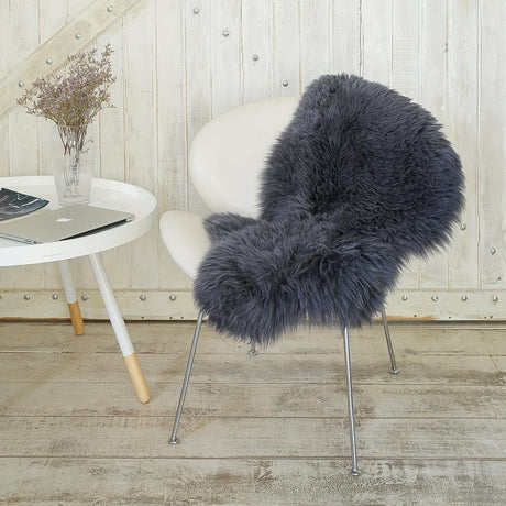 Gray 2' x 3' Natural Sheepskin Rectangle Rug