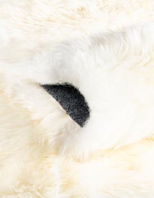 White 3' x 3' Sheepskin Round Rug
