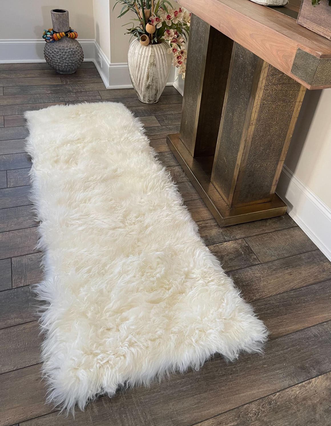 White 2' x 4' Sheepskin Runner Area Rug 100% Genuine Luxury Soft Touch Shaggy Plush Pile