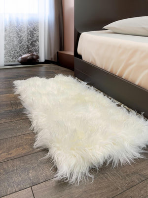 White 2' x 4' Sheepskin Runner Rug
