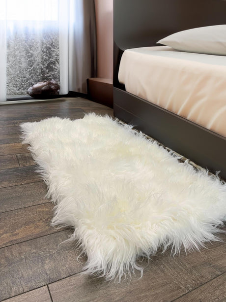 White 2' x 4' Sheepskin Runner Rug