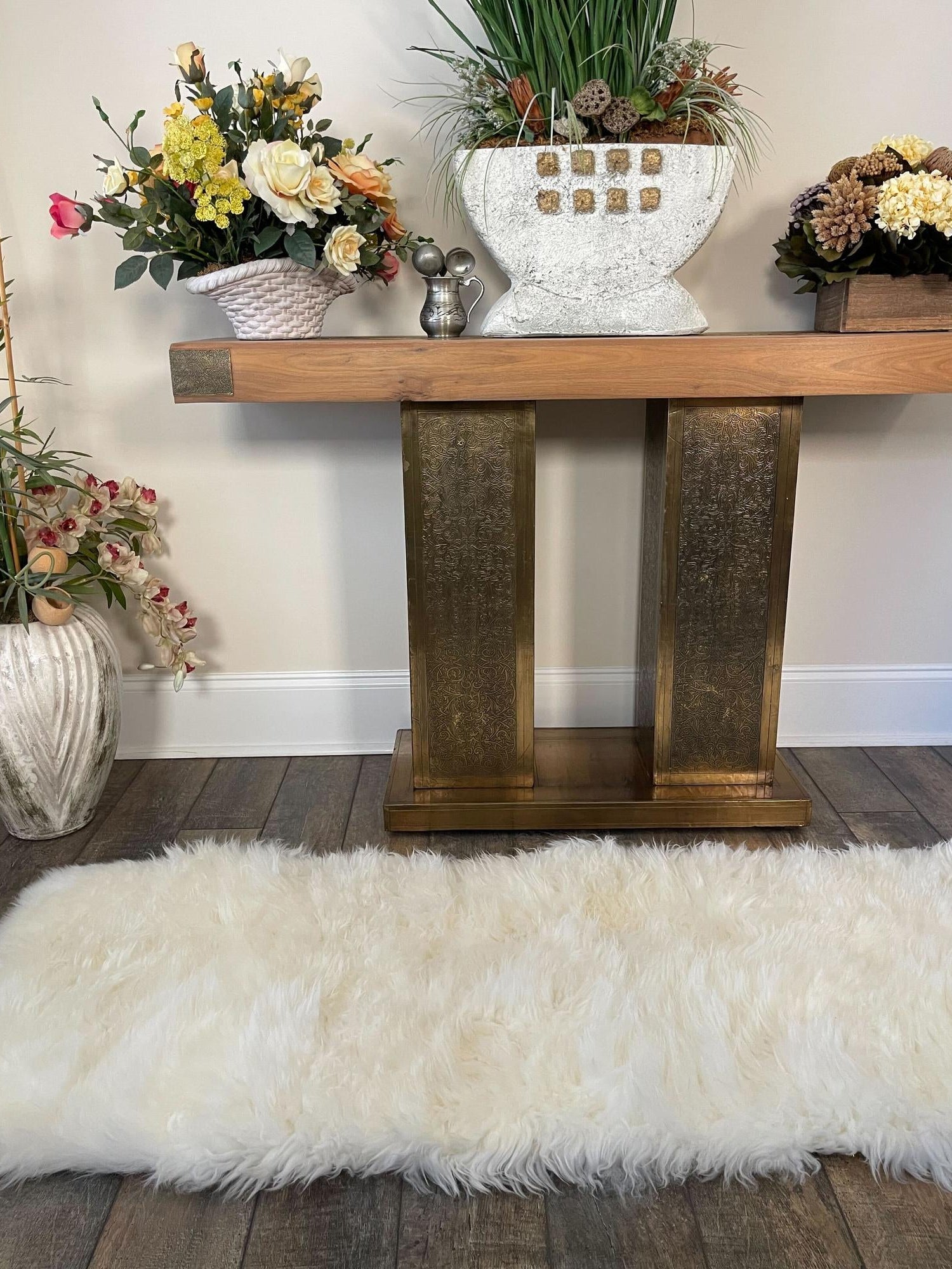 White 2' x 4' Sheepskin Runner Area Rug 100% Genuine Luxury Soft Touch Shaggy Plush Pile