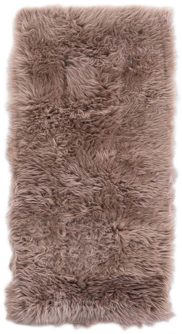 Beige 2' x 4' Sheepskin Runner Rug