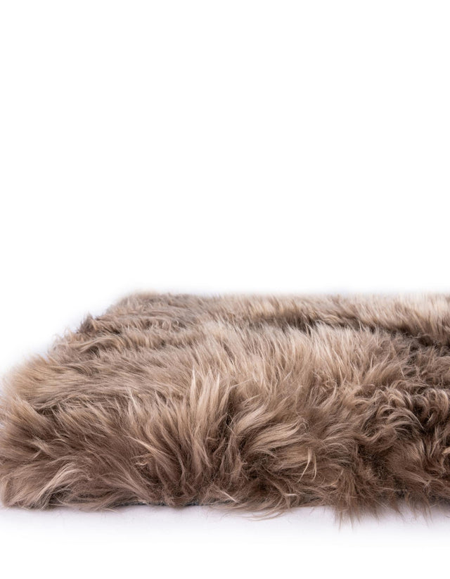 Beige 2' x 6' Sheepskin Runner Rug