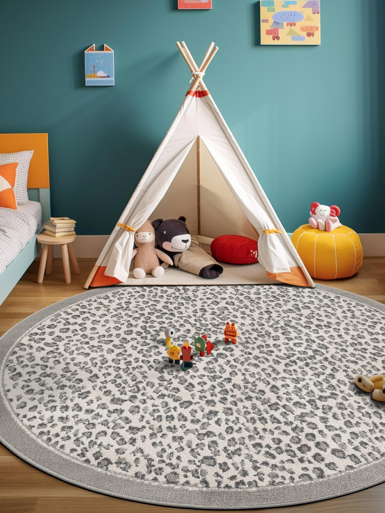 Gray 7' 10 x 7' 10 Wildlife Round Area Rug Animal Print Safari Jungle Inspired Carpet for Unique Modern Interior Design for Sale at Rug Engine
