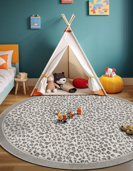 Gray 7' 10 x 7' 10 Wildlife Round Area Rug Animal Print Safari Jungle Inspired Carpet for Unique Modern Interior Design for Sale at Rug Engine