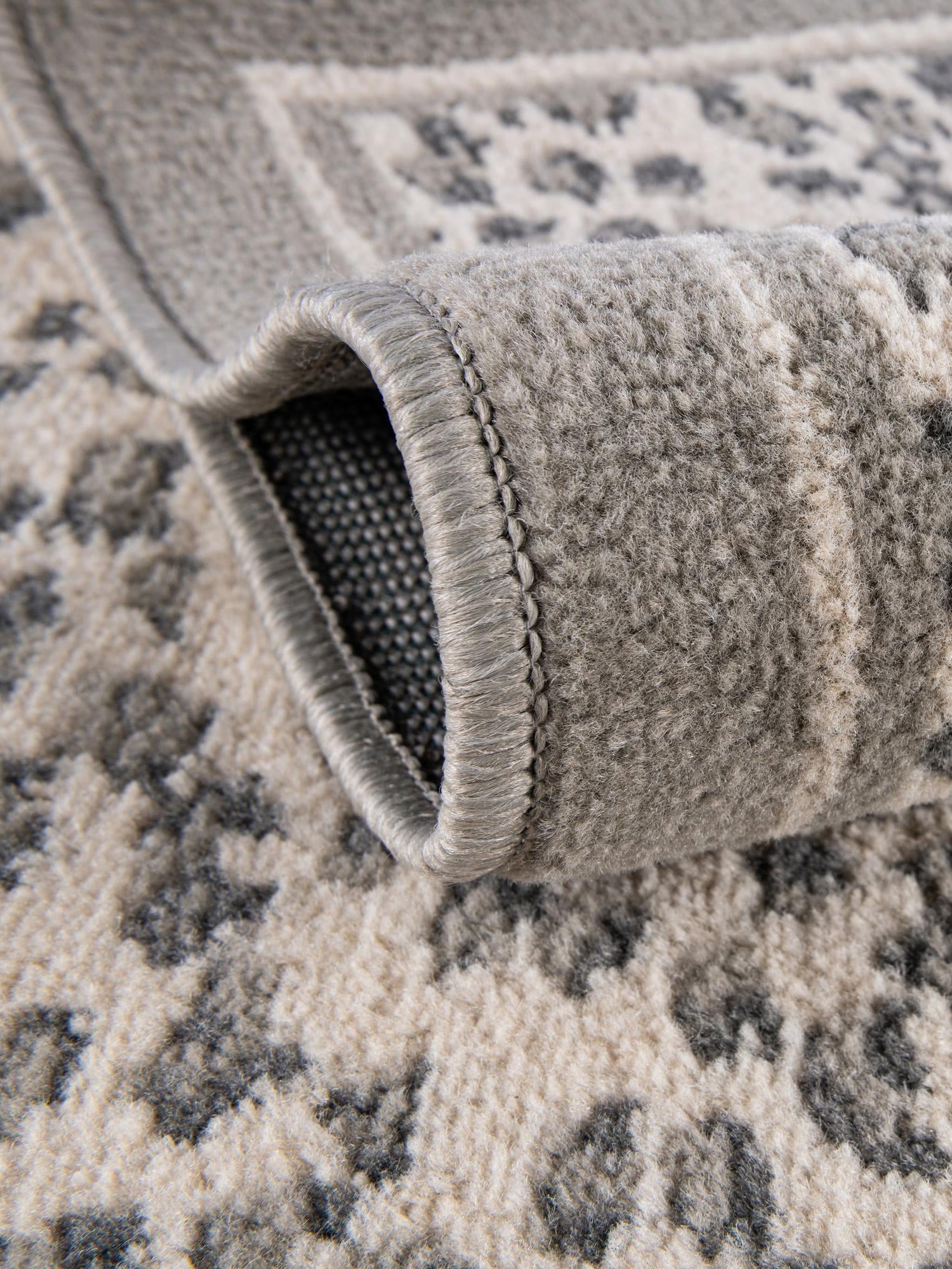 Gray 4' 1 x 4' 1 Wildlife Round Area Rug Animal Print Safari Jungle Inspired Carpet for Unique Modern Interior Design for Sale at Rug Engine