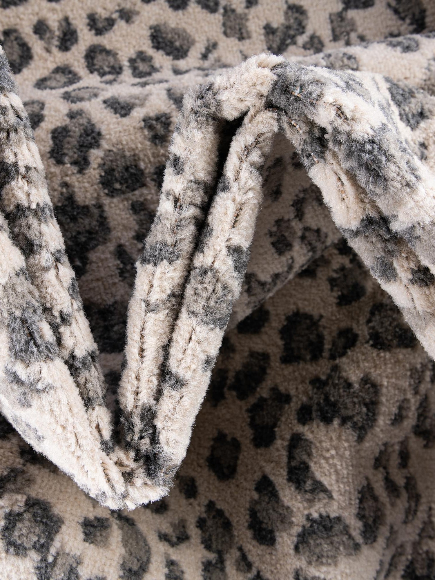 Gray 4' 1 x 4' 1 Wildlife Round Area Rug Animal Print Safari Jungle Inspired Carpet for Unique Modern Interior Design for Sale at Rug Engine